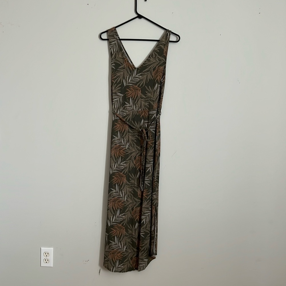 EUC: A New Day maxi dress with palm print